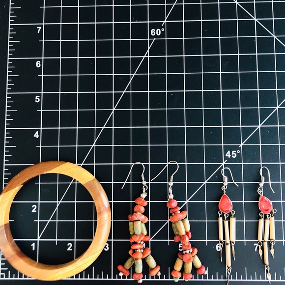 Vintage Southwestern Earrings & Wood Bangle Bracelet - Picture 5 of 9